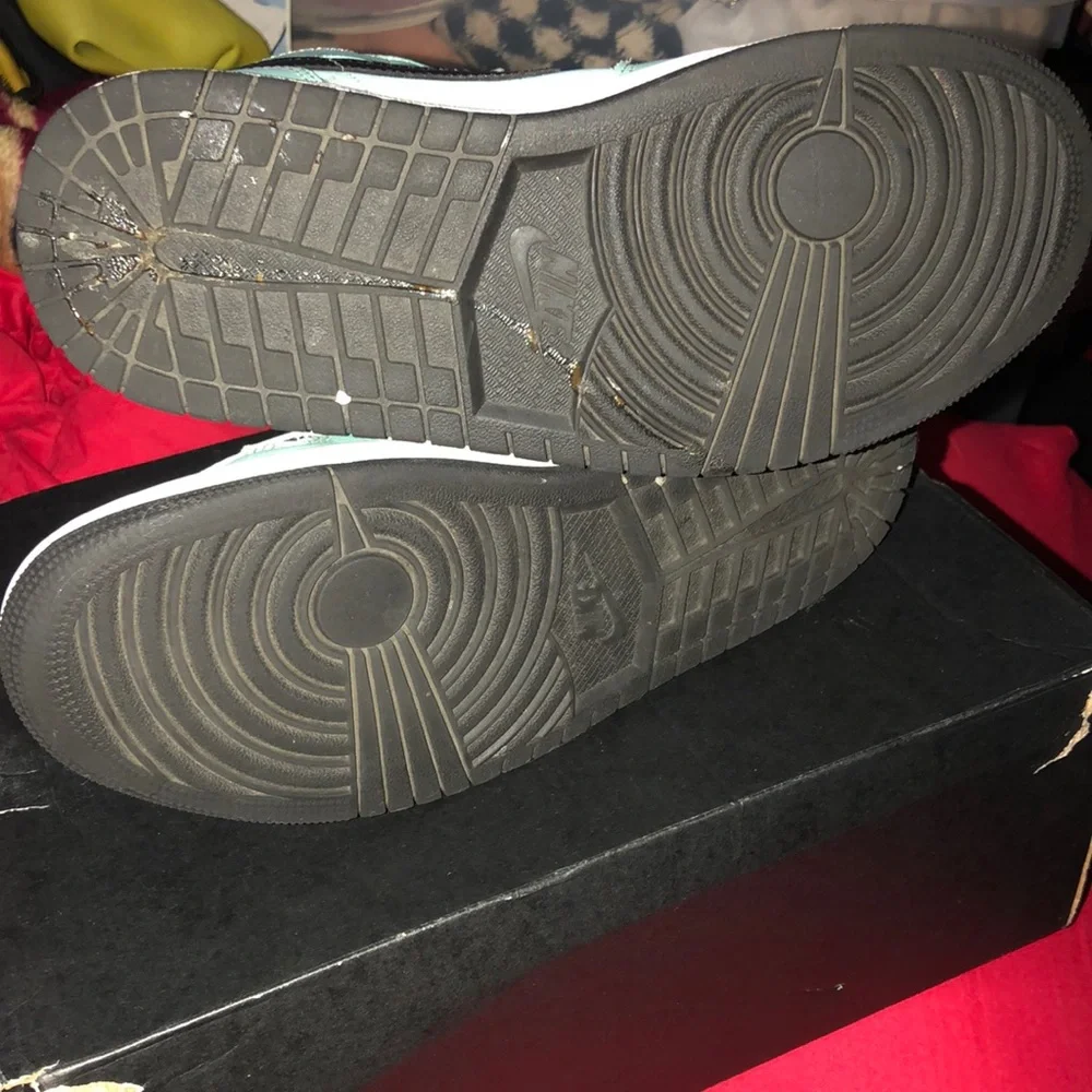 Nike - Picture 6 of 8